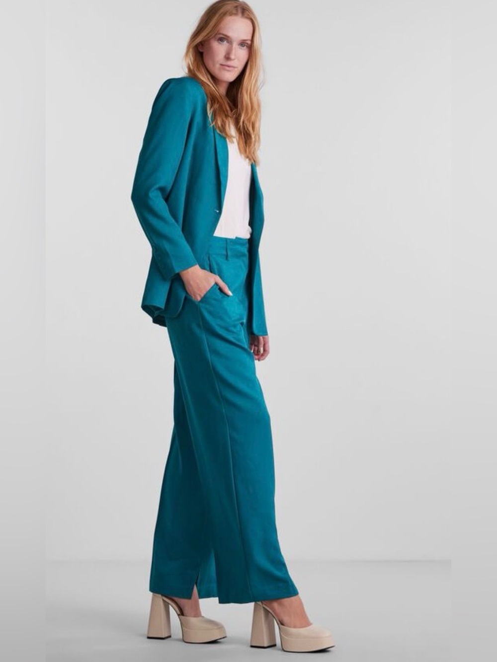 YAS deeply high waisted slit trouser pants in deep lake - S nwt